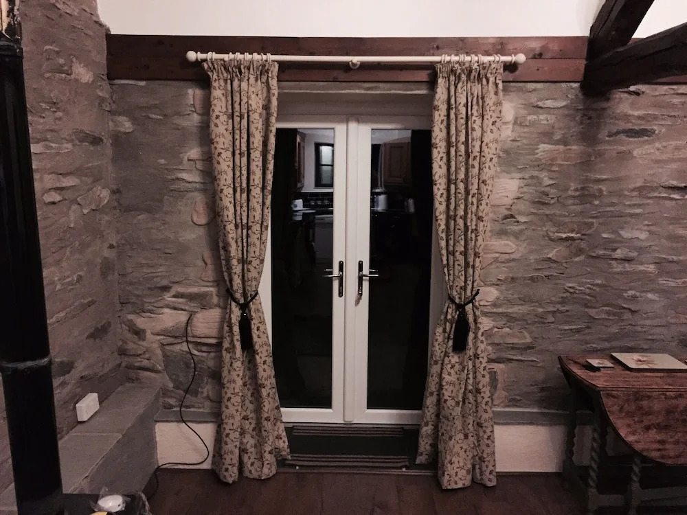 Impeccable 2-bed Cottage Near Betws y Coed