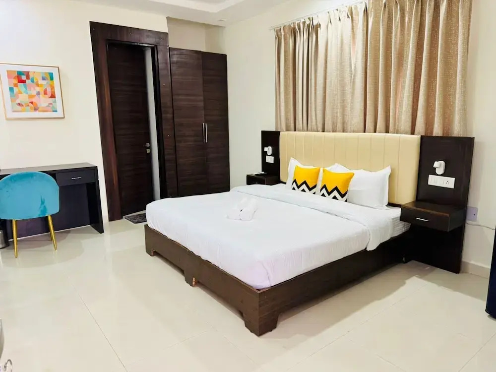 BluO Stays - DLF CyberCity Gurgaon