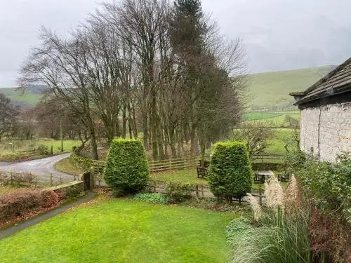 Dunscar Farm Bed & Breakfast