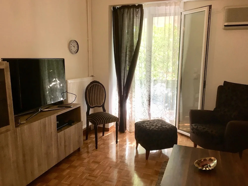 Panormou Central Apartment