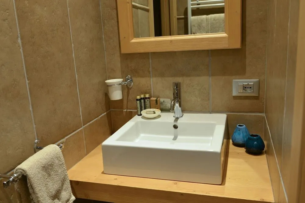 Pietra Rara Apartments