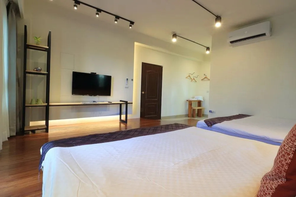 Yoho Villa