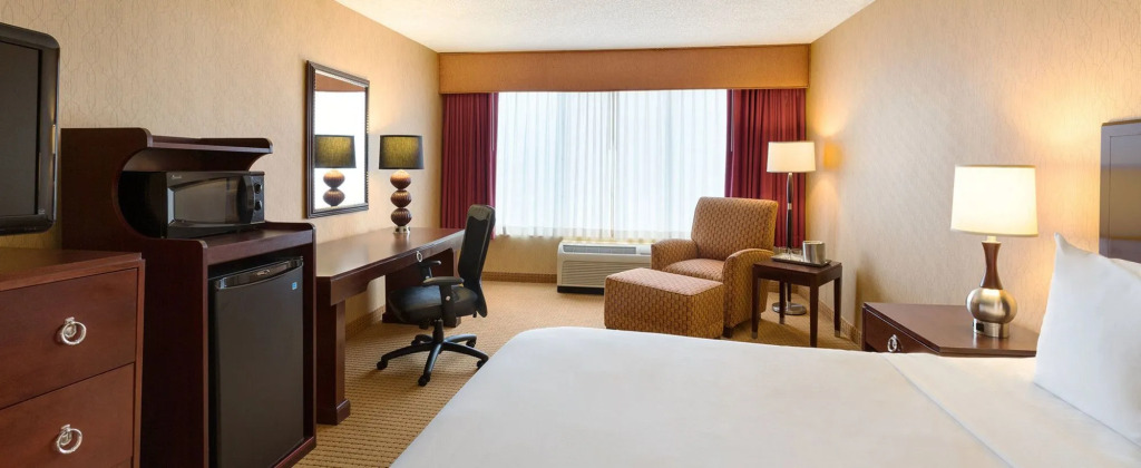 Radisson Rochester Riverside