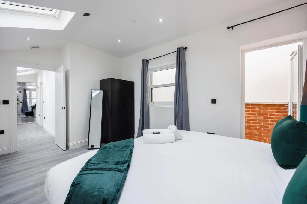 London Luxury Ground Floor Apartment