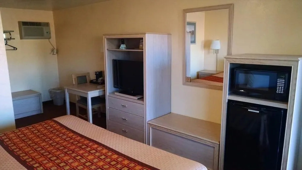 White Sands Motel