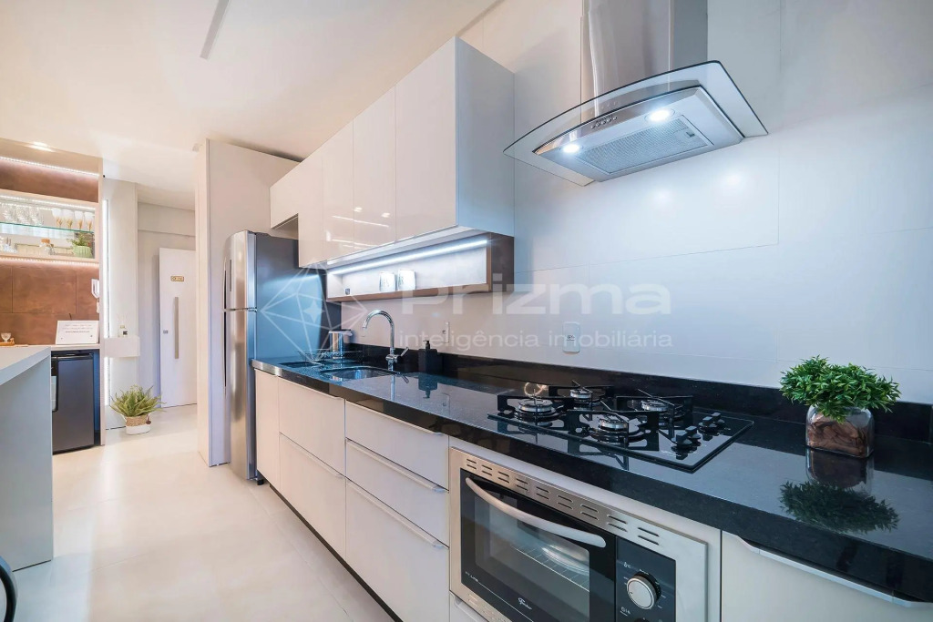 206- Recanto dos Girassóis - Lindo Apartamento de alto padrão com excelente localização na praia de Bombas.