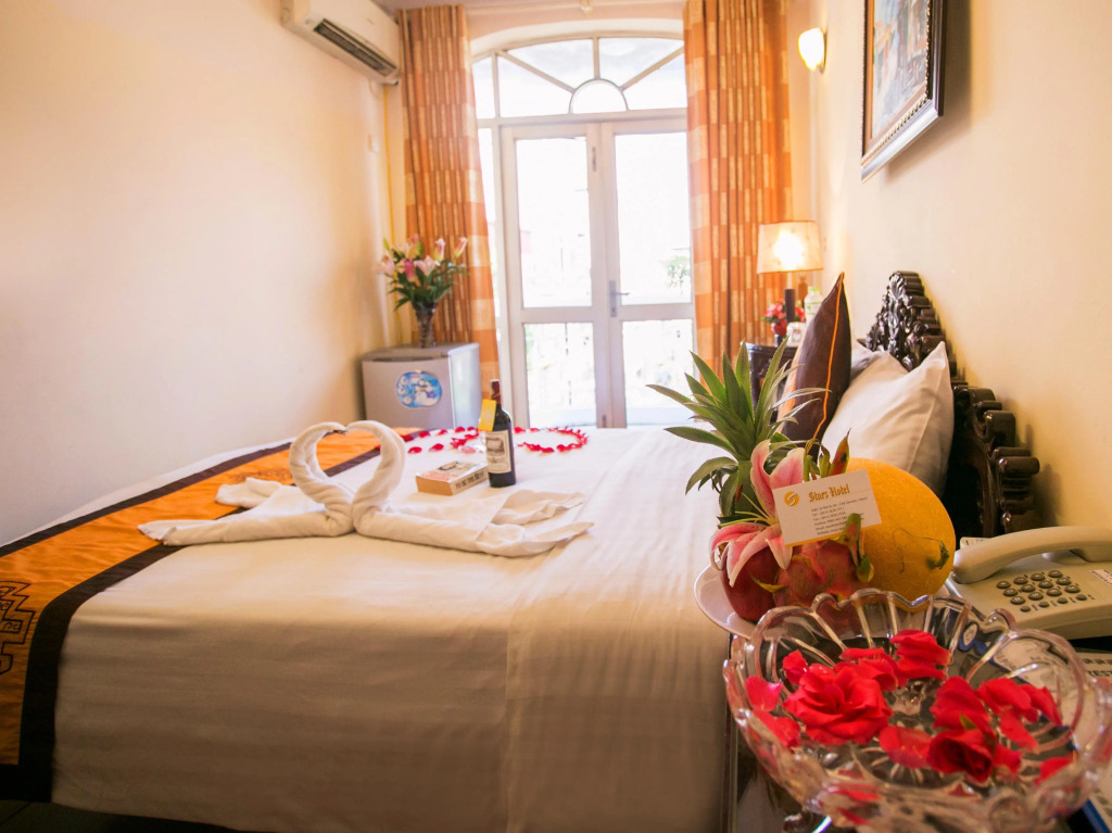 Stars Hotel