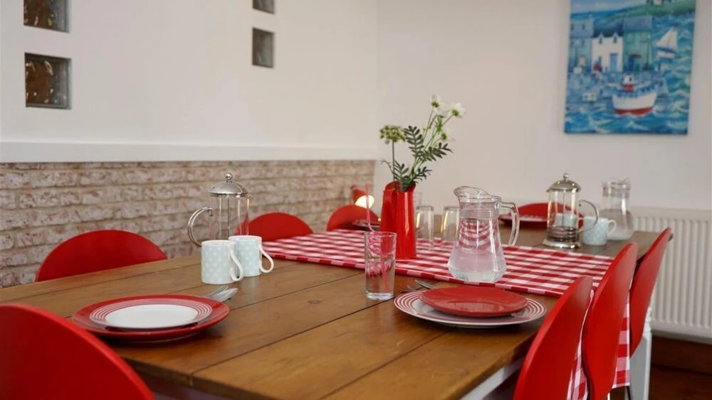 Great House for Large Groups, Lots of Space and Large Garden