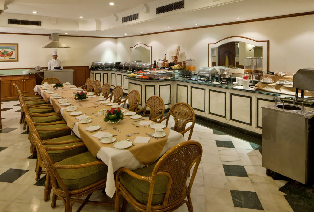 V Sarovar Portico MI Road Jaipur