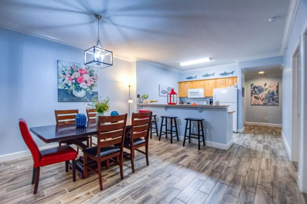 Ocean Reef 909! 4 BD 3 BA, Ocean View, And Amazing Location