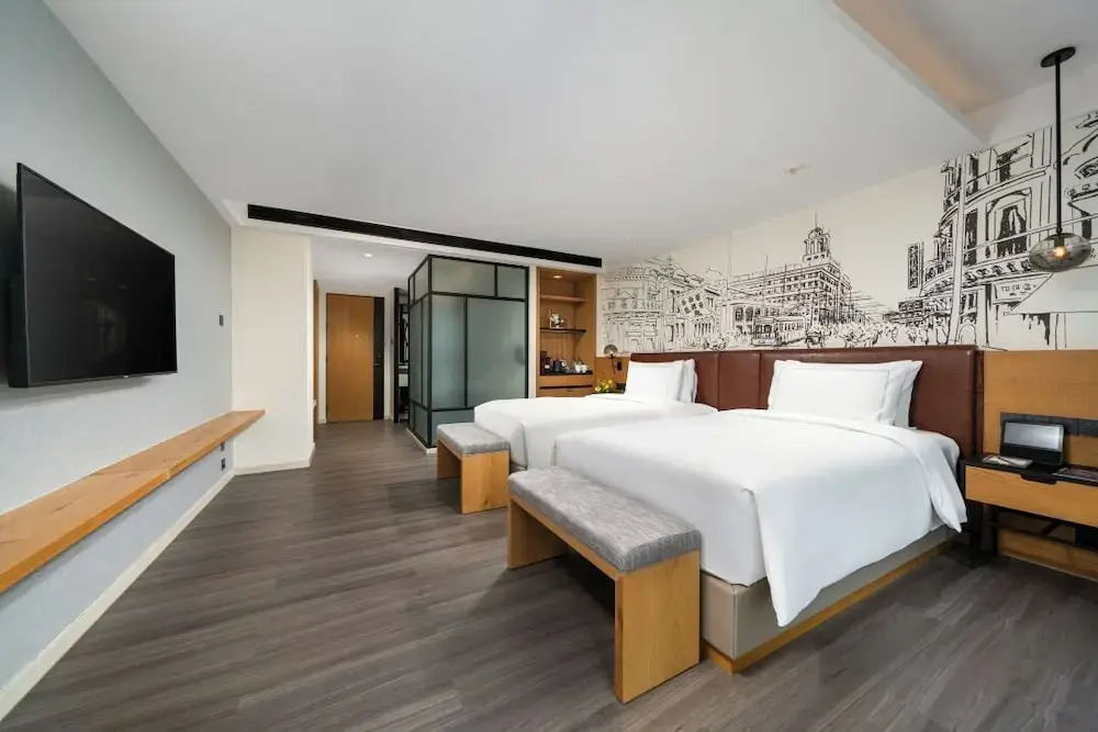 UrCove by HYATT Guangzhou Canton Tower Exhibition Center-Registration Counter for Phase 1 and Free Shuttle Bus Available during Canton Fair