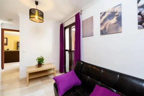 Apartamento Los Remedios Con Patio Andaluz