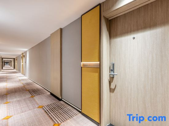 Yun Ting Hotel (Wuhan engineering technology college hotel)