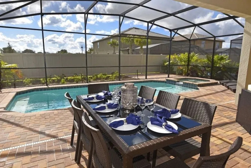 8878 Windsor Hills House 8 Bedroom by Florida Star