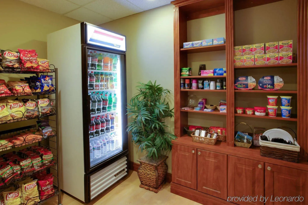 Country Inn & Suites by Radisson, Washington Dulles International Airport, VA