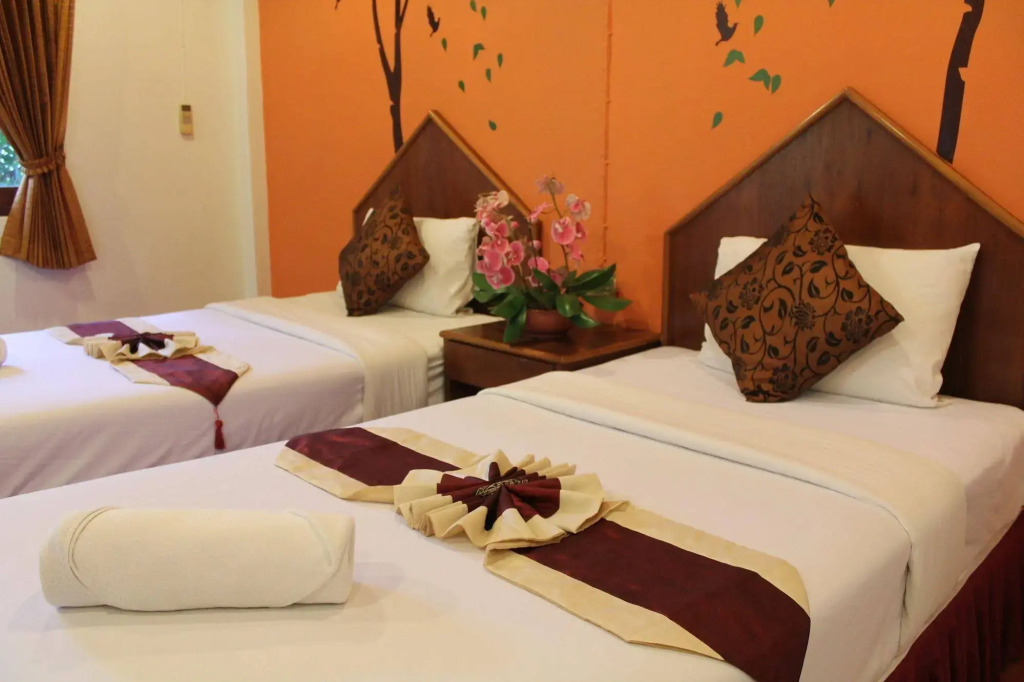 Baan Suan Sook Resort