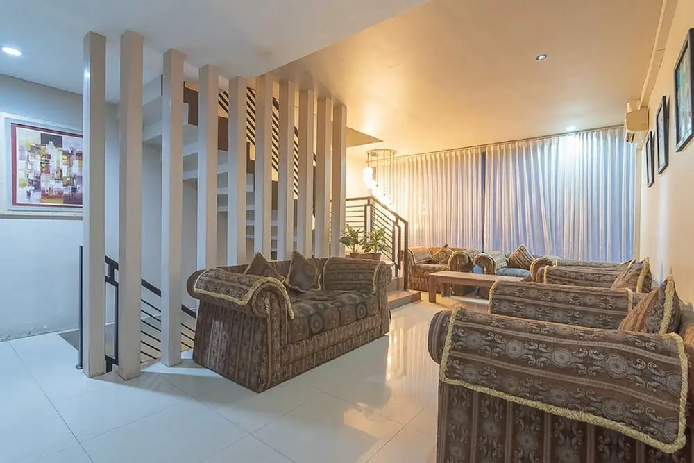 Barkah Guesthouse by RedDoorz