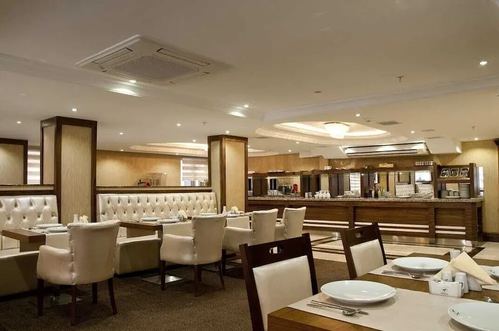 Turist Hotel