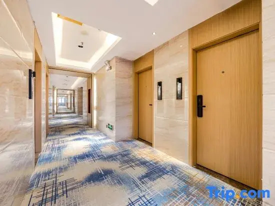Xitang Bay Hotel (Shenzhen Dafen Oil Painting Village Cotton Bay Subway Station Branch)