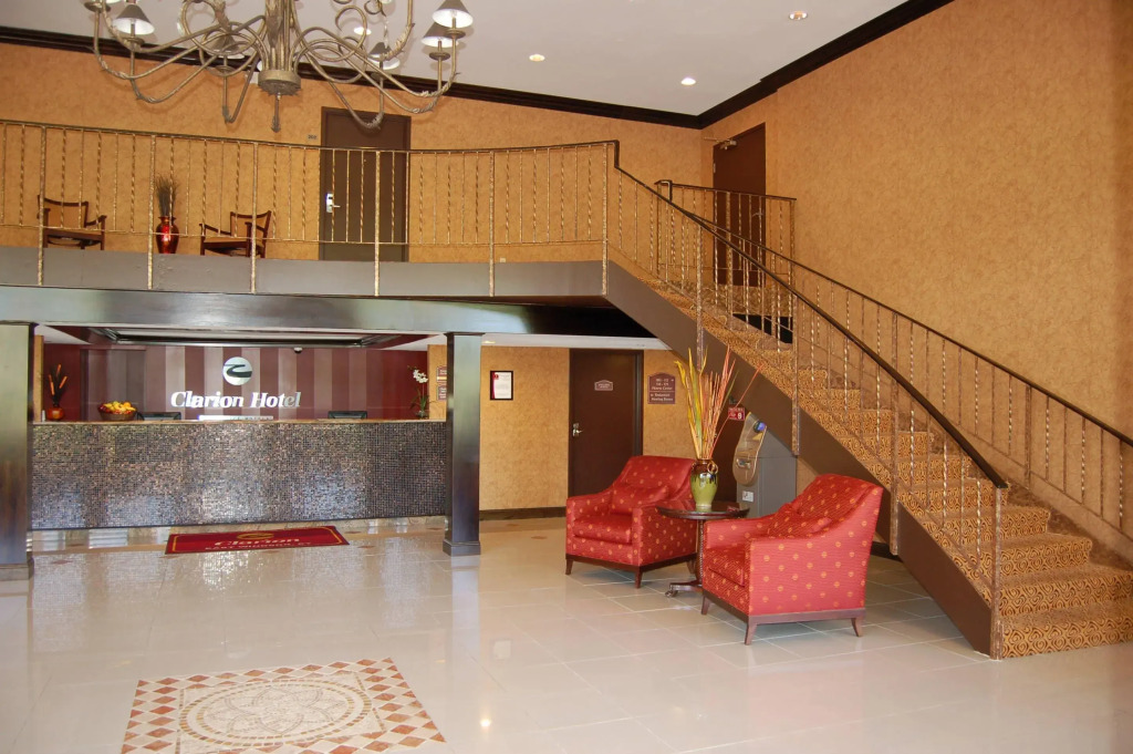 Rodeway Inn & Suites East Windsor