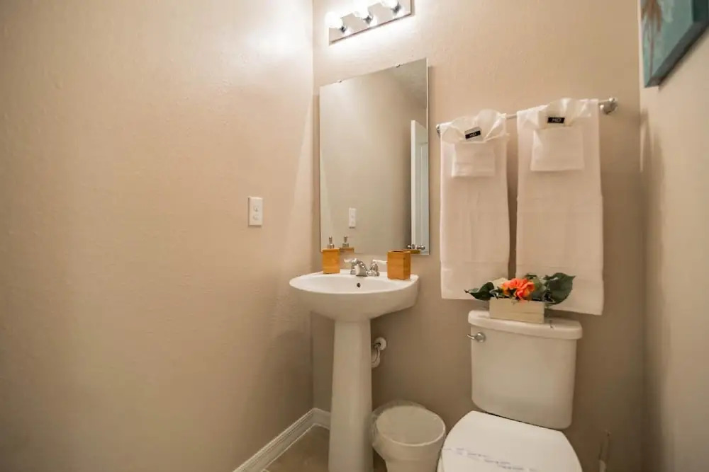 5133 Compass Bay