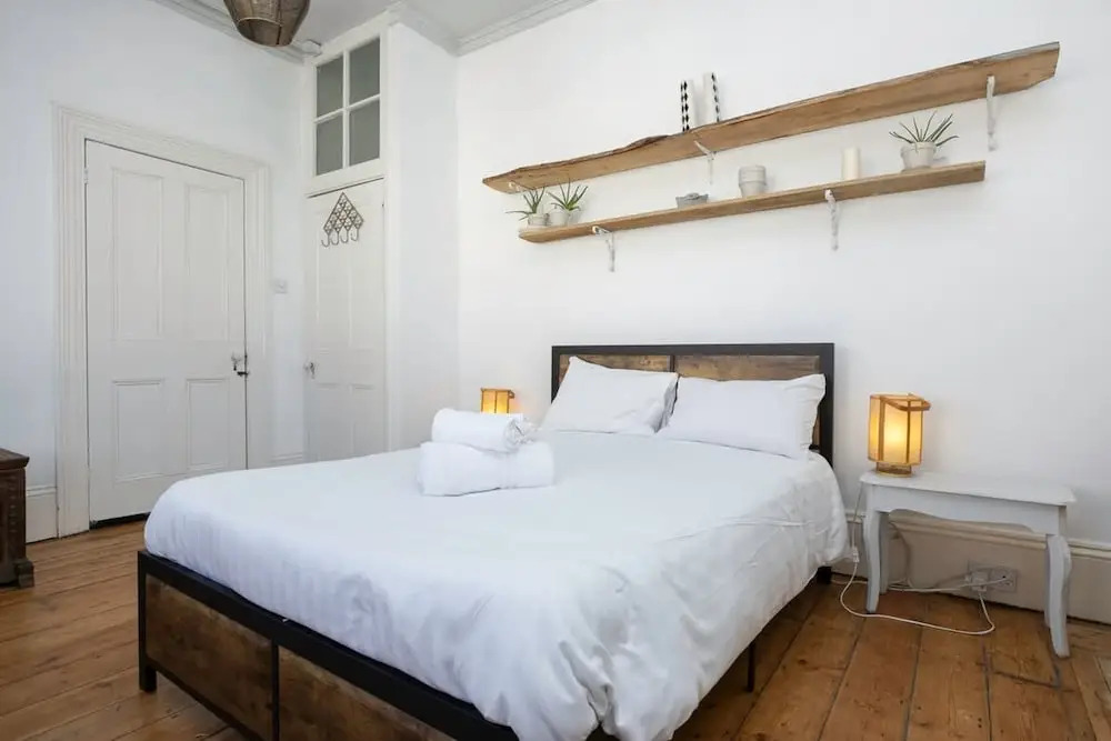 Host Stay St Aubyns Coastal Retreat