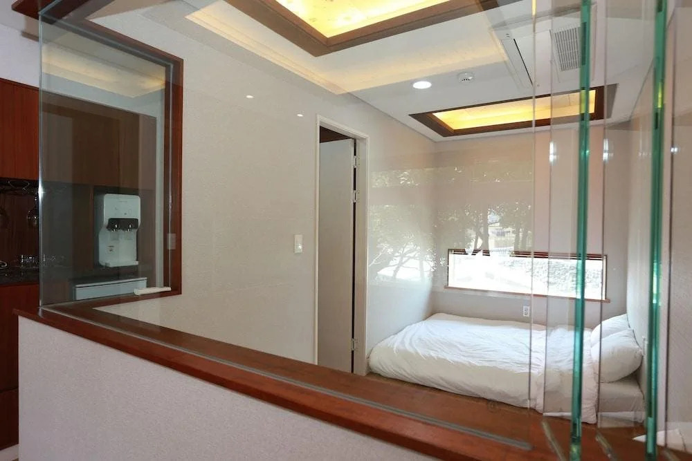 Soofeel House