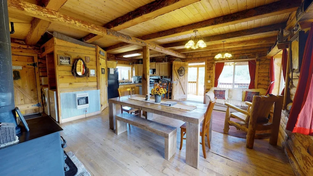 Canyon View Family Lodge