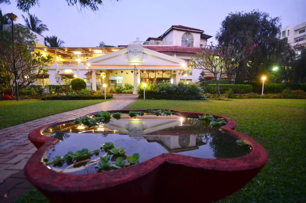 The Pavillion Hotel