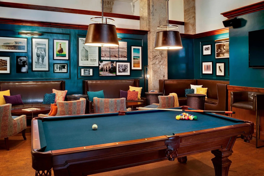 Courtyard by Marriott San Diego Downtown