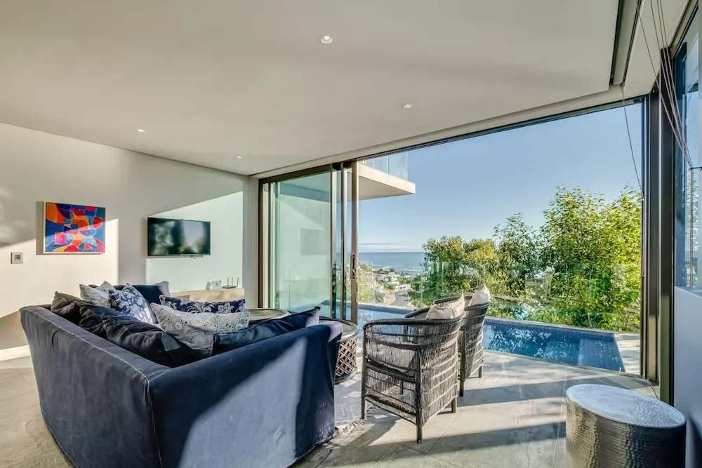 Unique Camps Bay Apartment w Private Pool Coral Sea