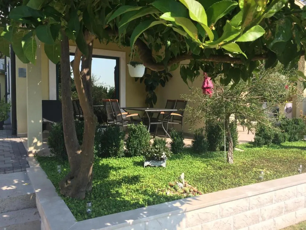 Apartmani Dora i Kati