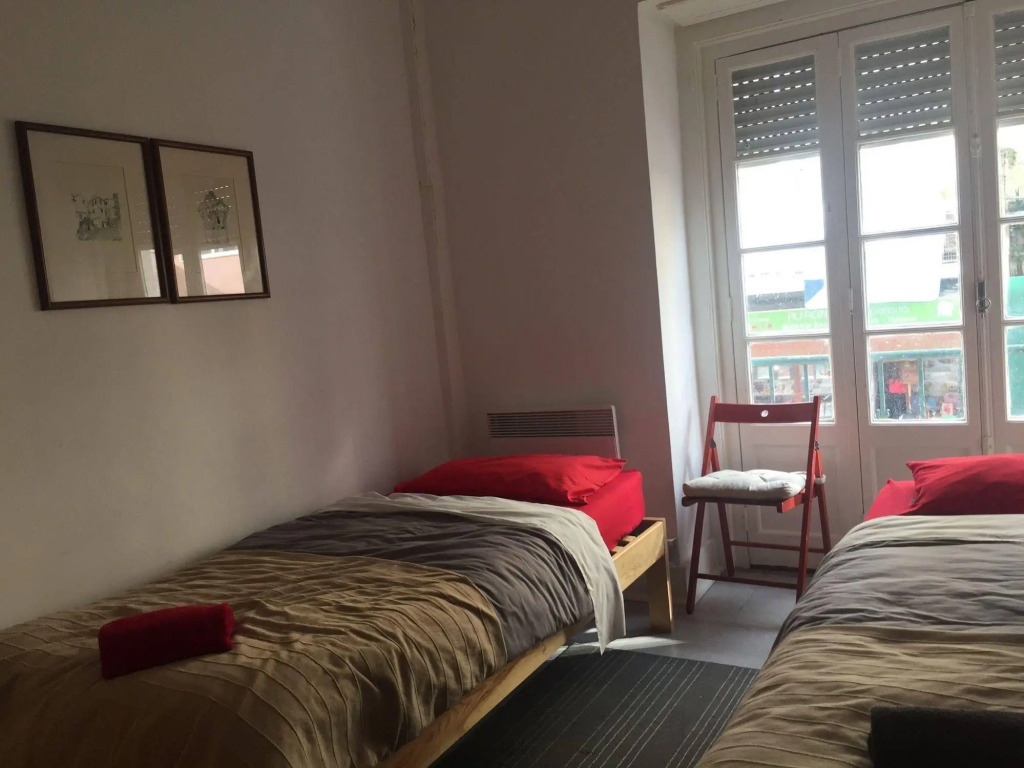 Sunny Lisbon - Guesthouse and Residence