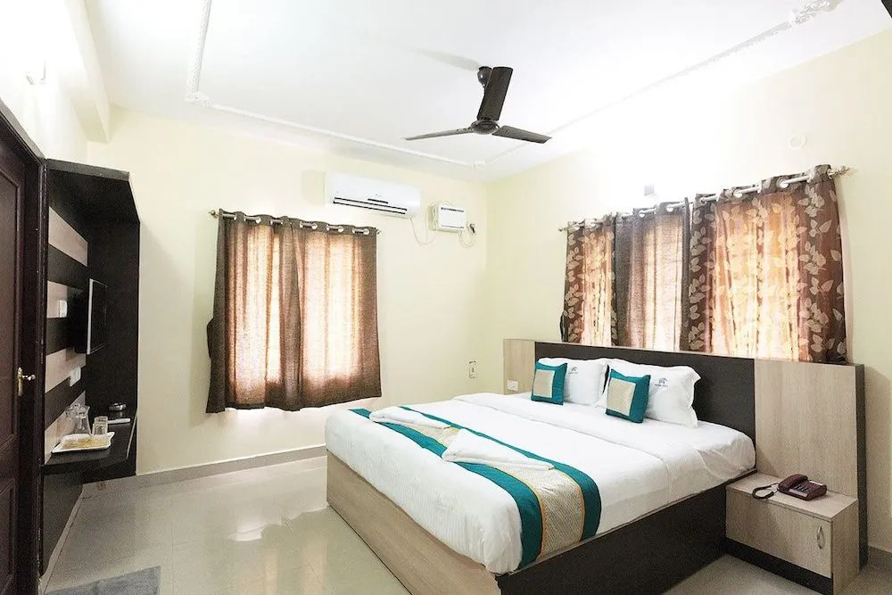 Home Stayz - Service Apartment
