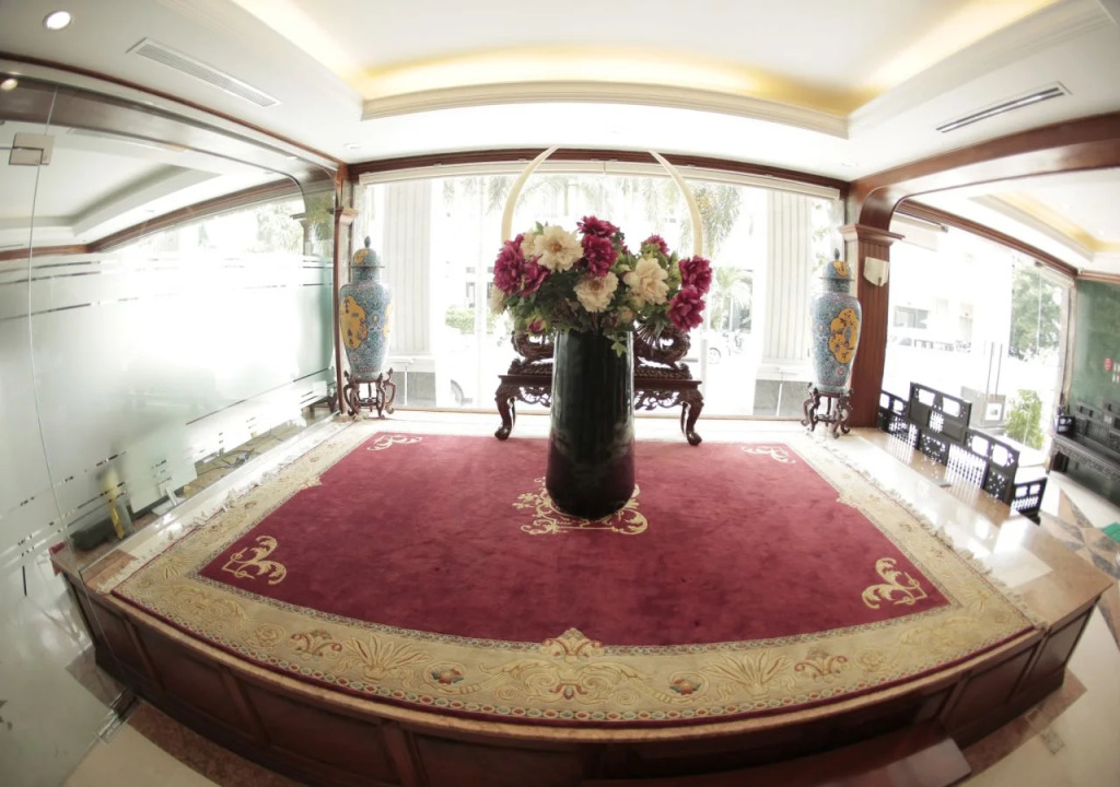Lucky Hotel - Phu My Hung