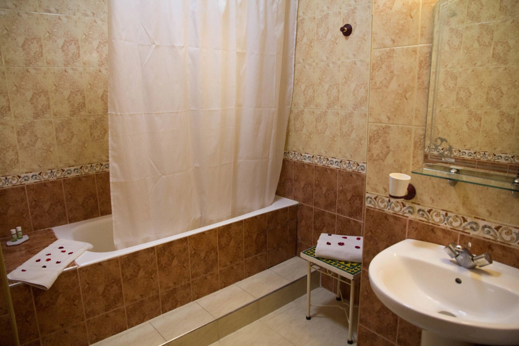 Amani Hotel Suites & Spa