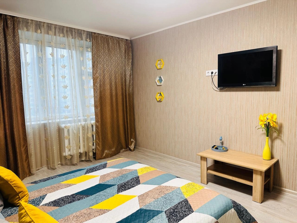 Aparthause 72 (Апартхаус 72) на улице Широтная