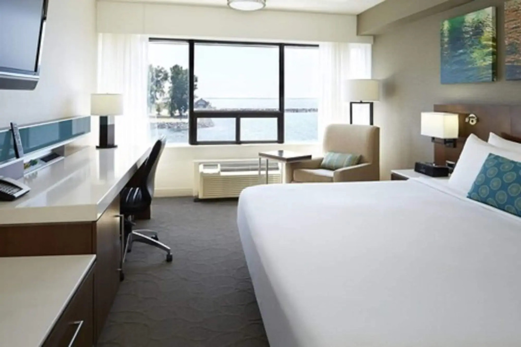 Delta Hotels by Marriott Kingston Waterfront