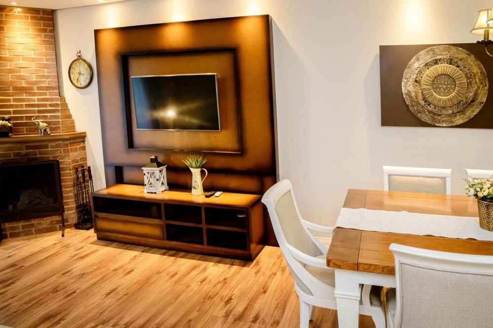 Apartamento Amplo e Muito bem Decorado na rua da Aldeia do Papai Noel