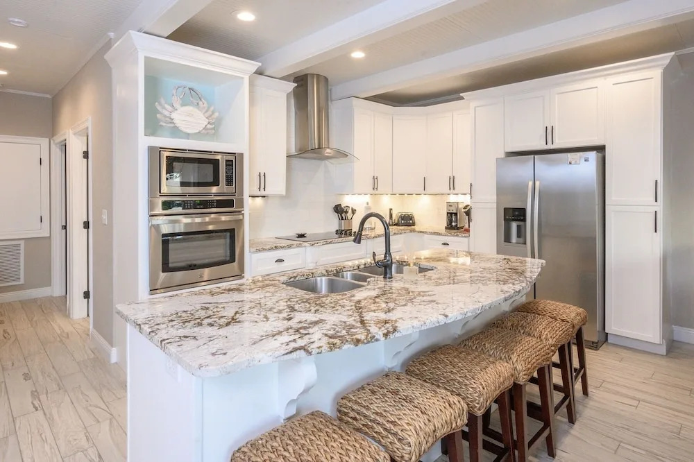 Gorgeous East Beach W/ Pool - Steps To Sand 5 Bedroom Home