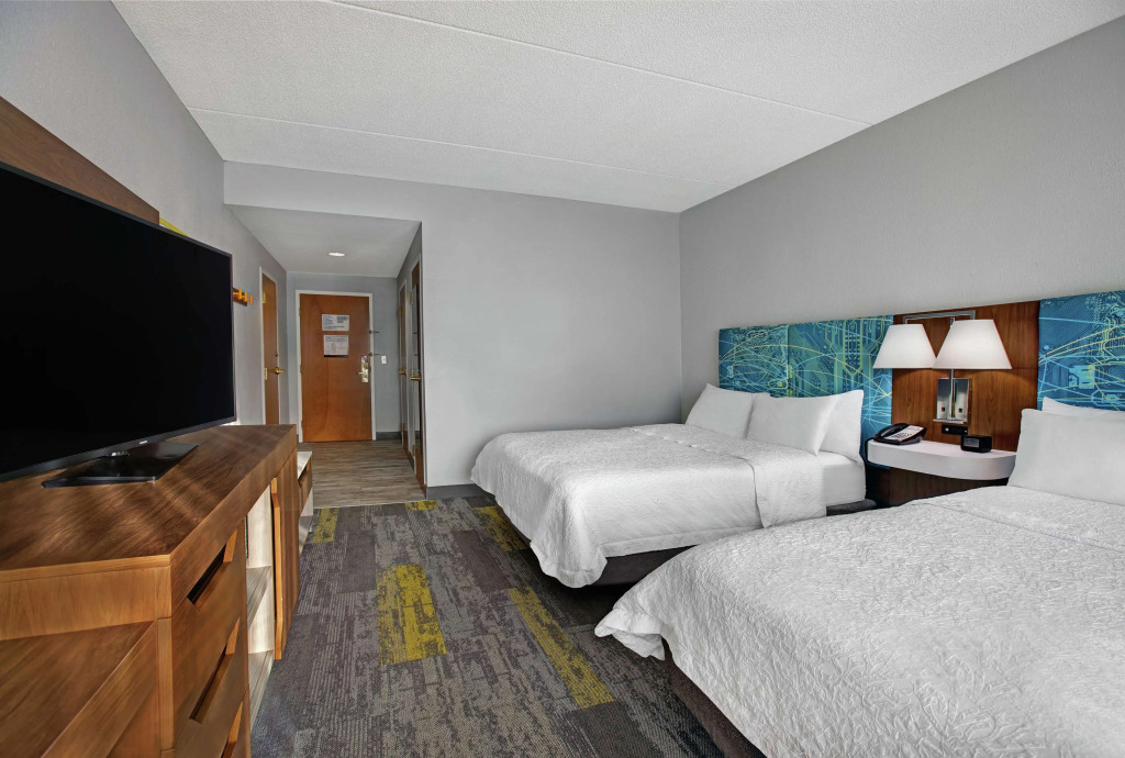 Hampton Inn & Suites Augusta West
