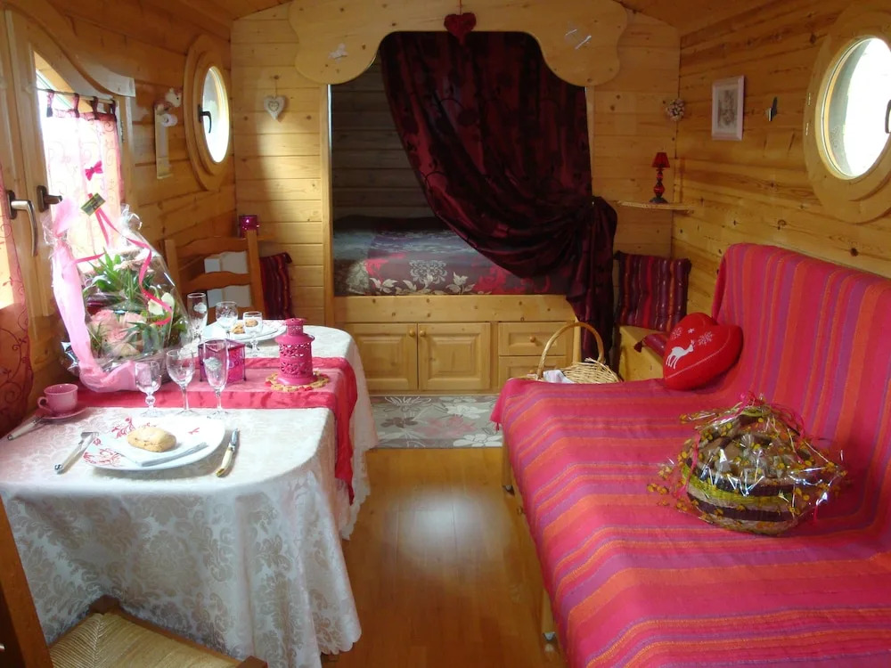 Maison dhôtes La Roulotte des 4 Saisons