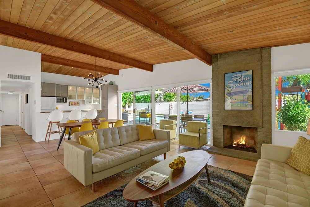 Banana Cabana Palm Springs Three Bedroom House