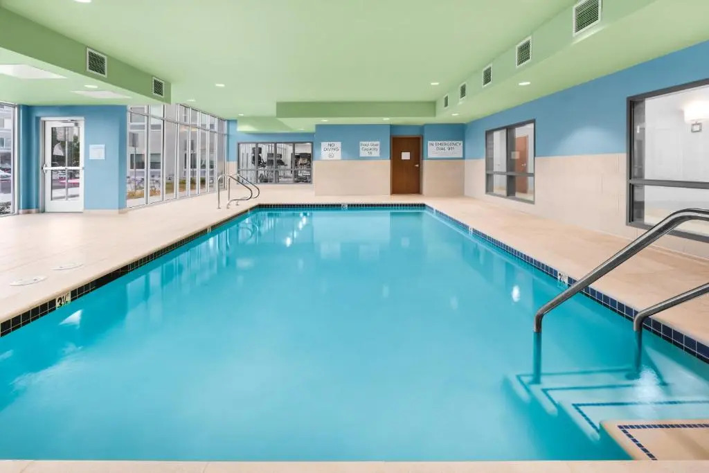Holiday Inn Express & Suites Suisun City by IHG