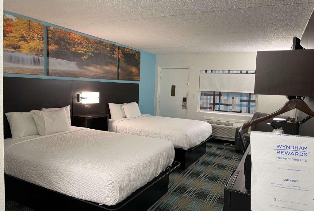 Days Inn by Wyndham Calhoun GA I-75 and US-41