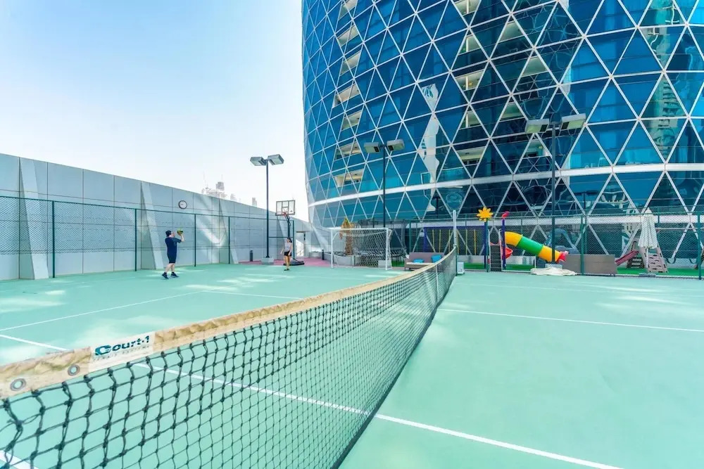 Luxe Studio Sleeps 2 Balcony Gym Tennis