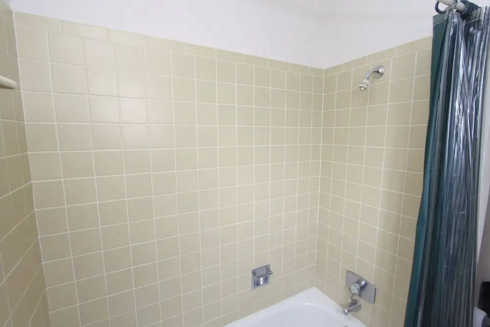 Kings Crossing #6 2 Bedrooms 2 Bathrooms Townhouse