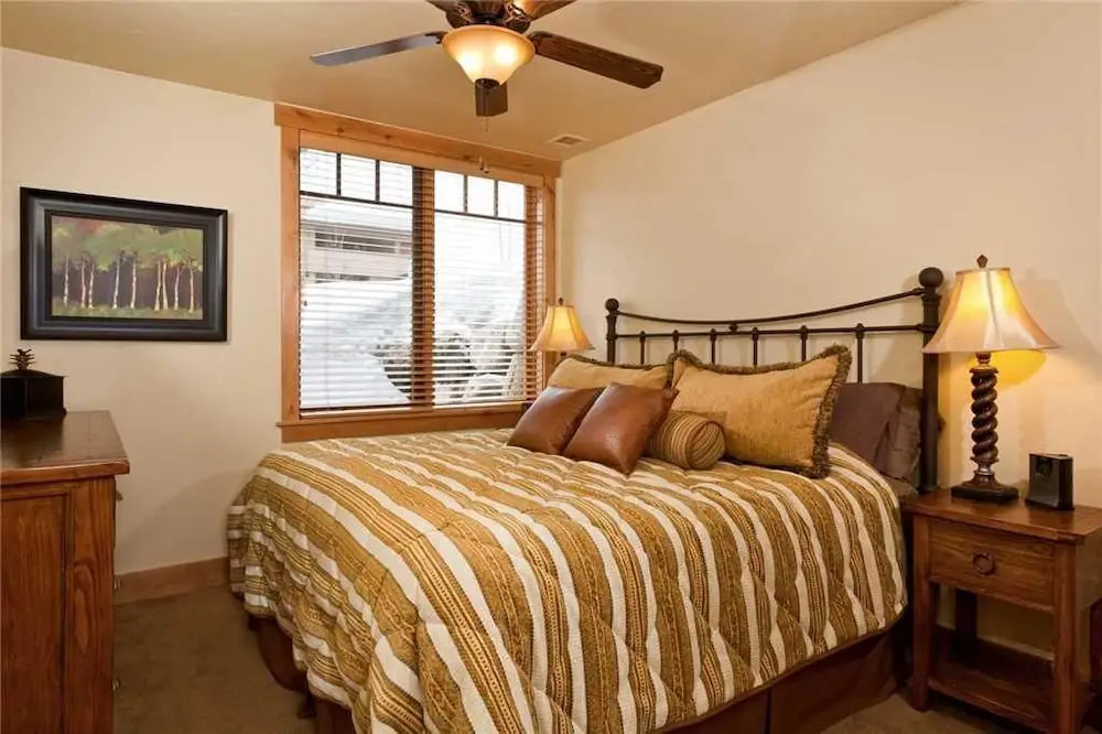 6117 Bear Lodge, Trappeur's Crossing Apartment 1