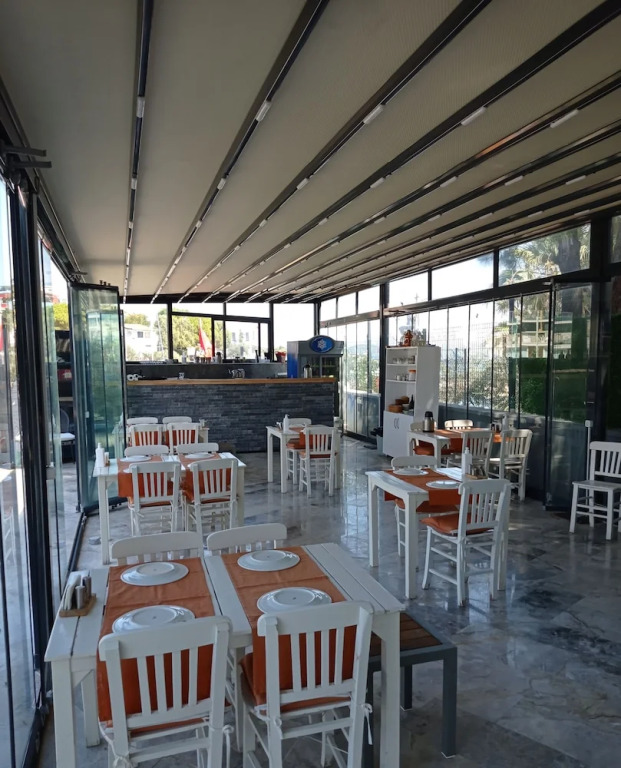 Kubana Hotel