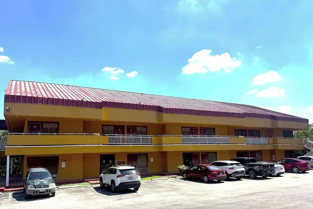 Homegate Studios & Suites San Antonio Medical Center